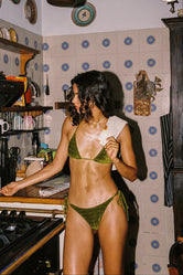 Vinca Varo Triangl Textured Green Velvet Bikini